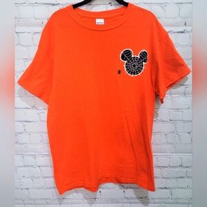 HALLOWEEN T-Shirt Spider Web Mickey Head Size Medium‎